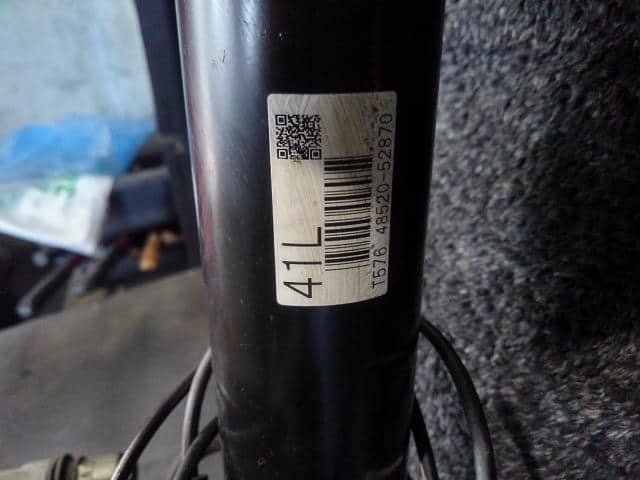 Front Left Strut Assembly TOYOTA Aqua 2015 DAA-NHP10 4852052870 - Image 3