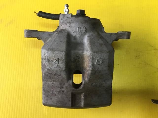 Front Right Caliper TOYOTA Prius 2016 DAA-ZVW55 4773047060 - Image 2