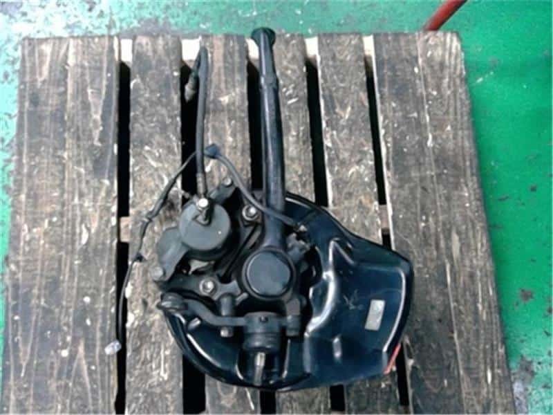 Front Left Knuckle Hub Assembly TOYOTA Mark II 2004 TA-GX110