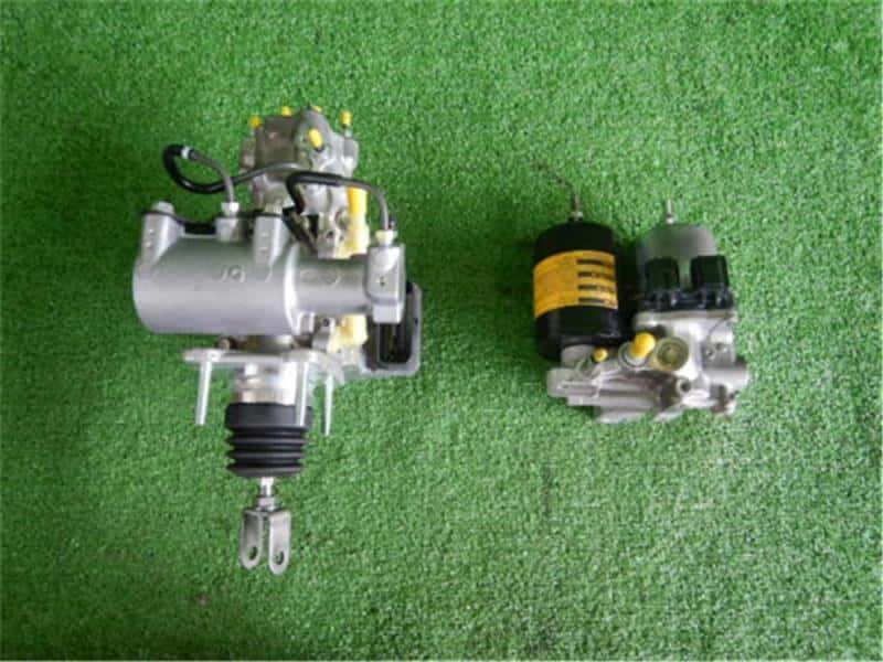 Brake Booster TOYOTA Prius 2011 DAA-ZVW30 4705047120 - Image 2